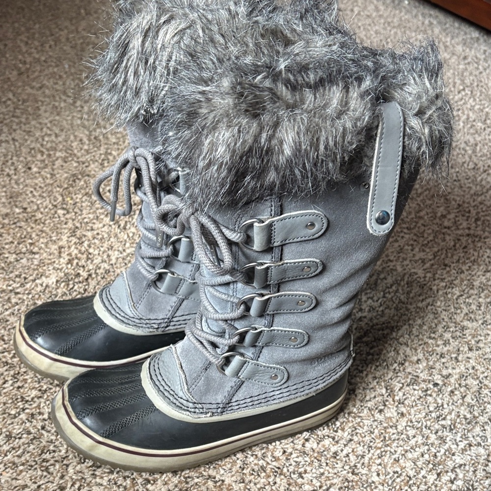 Sorel Joan of Arctic Women’s waterproof winter boots